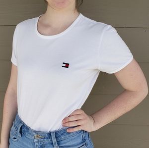 tommy hilfiger white tee